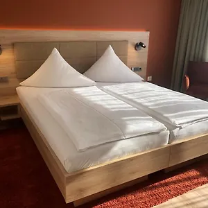 https://hotel-wilms.topcolognehotels.com